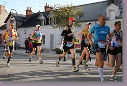 02 Marathon Cheverny 218 * 680 x 453 * (154KB)